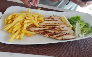 Alemagou Green Life Beach food